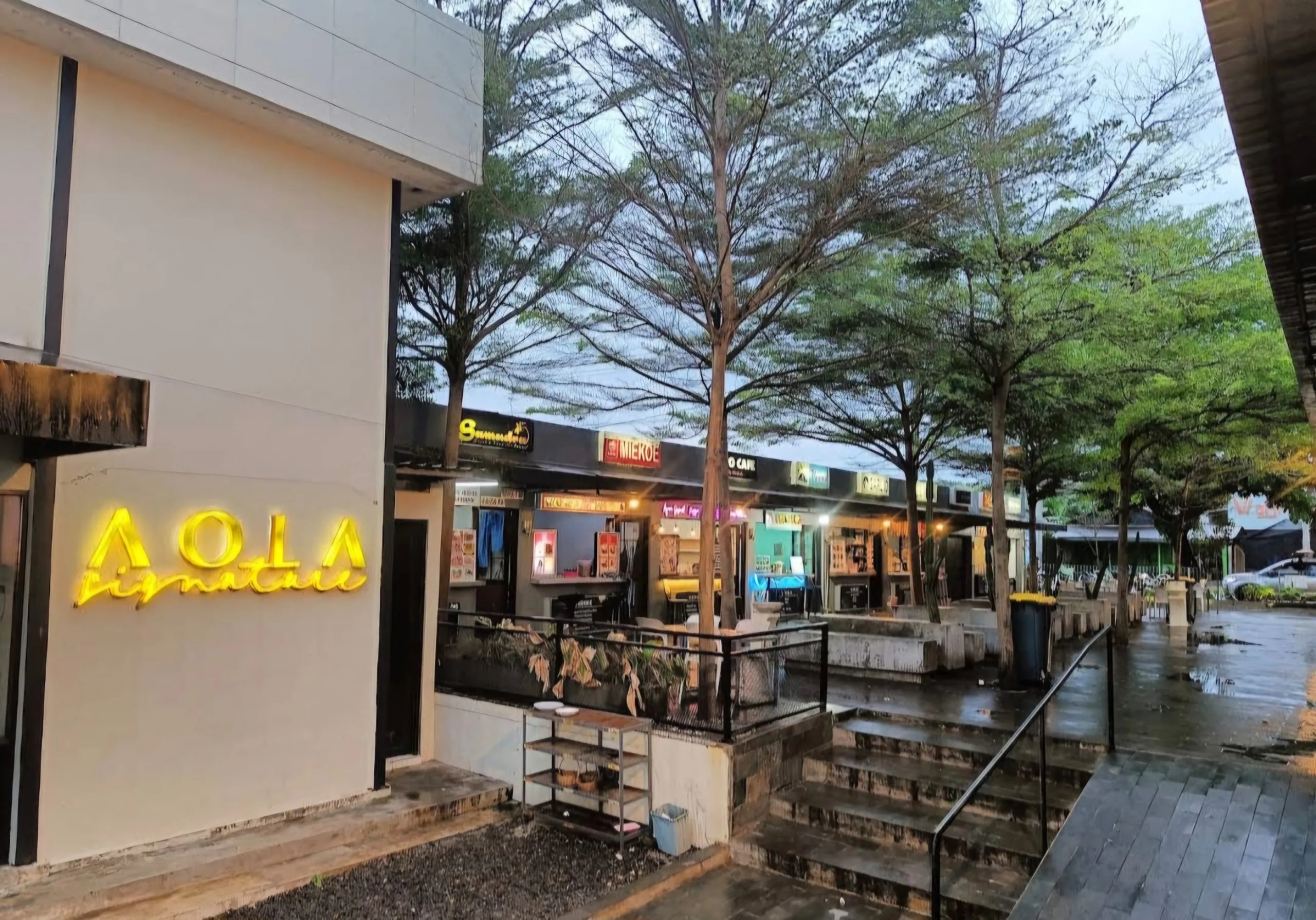 aola cafe pantura