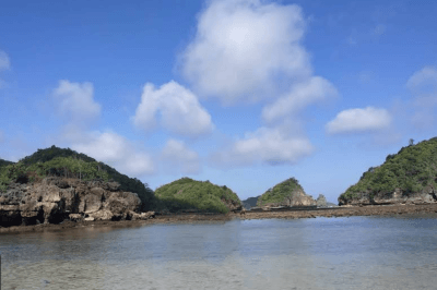 6 Spot Foto Instagramable di Pantai Gatra Malang yang Bikin Feed Makin Estetik