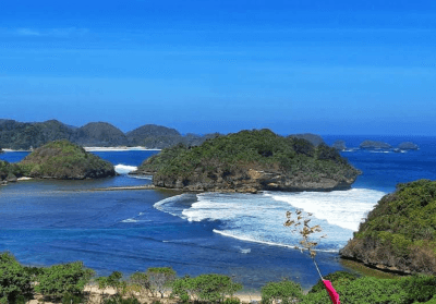 pantai teluk asmara malang