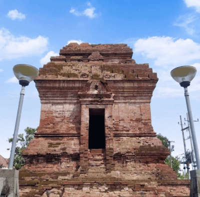 Candi Pari