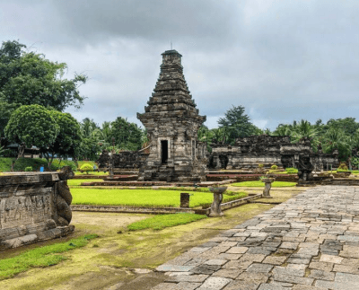 candi penataran blitar